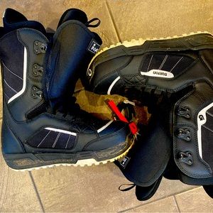 Burton snowboard boots. Men’s, Invader. Size 6